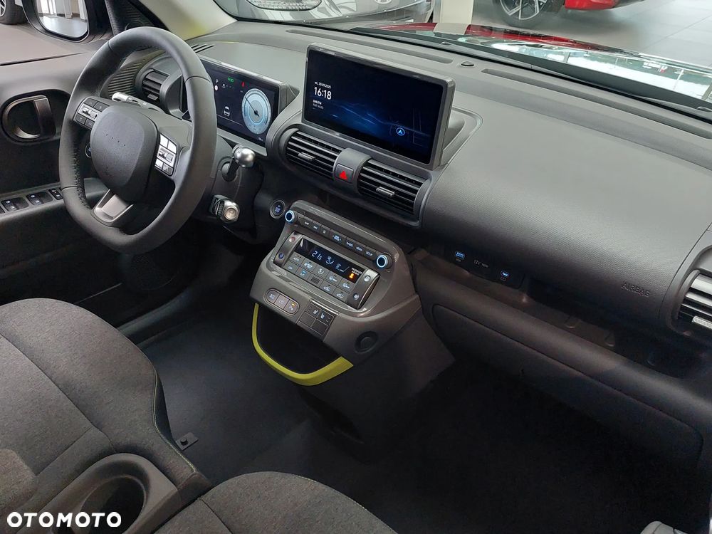Hyundai Inster 49kWh Cross - 11