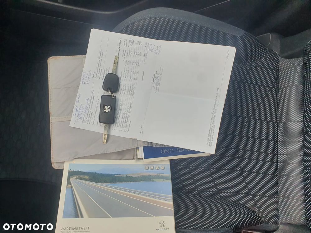 Peugeot Partner HDi FAP 110 Family - 21