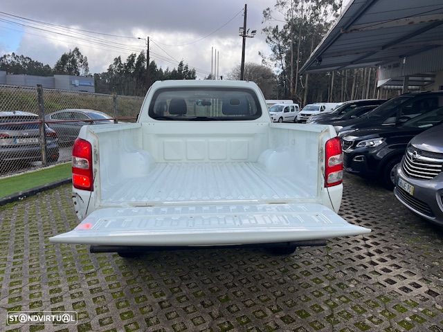 Mitsubishi L200 CLUB 4X4 154 cv 3Lug. - 7