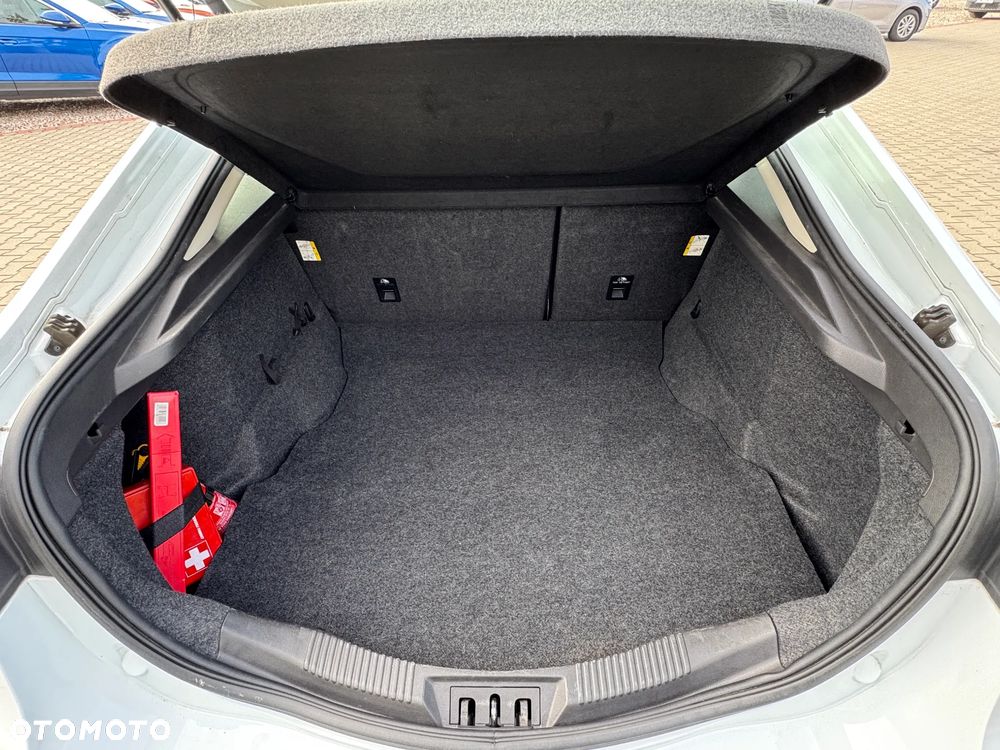 Ford Mondeo 2.0 TDCi Ambiente PowerShift - 28