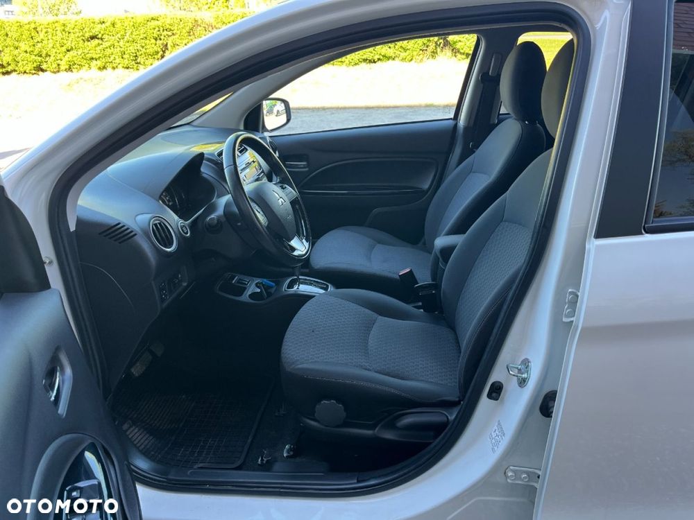 Mitsubishi Space Star 1.2 AS&G Instyle CVT - 16