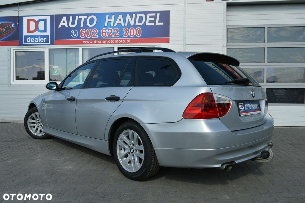 BMW Seria 3 320d - 10