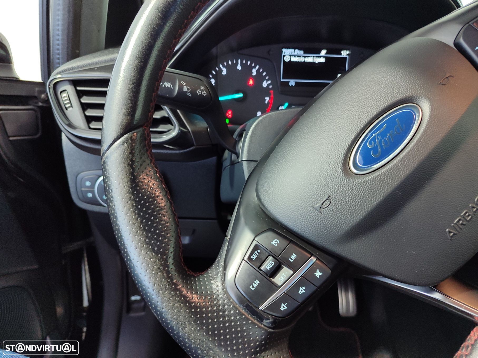 Ford Fiesta 1.0 EcoBoost ST-Line - 33