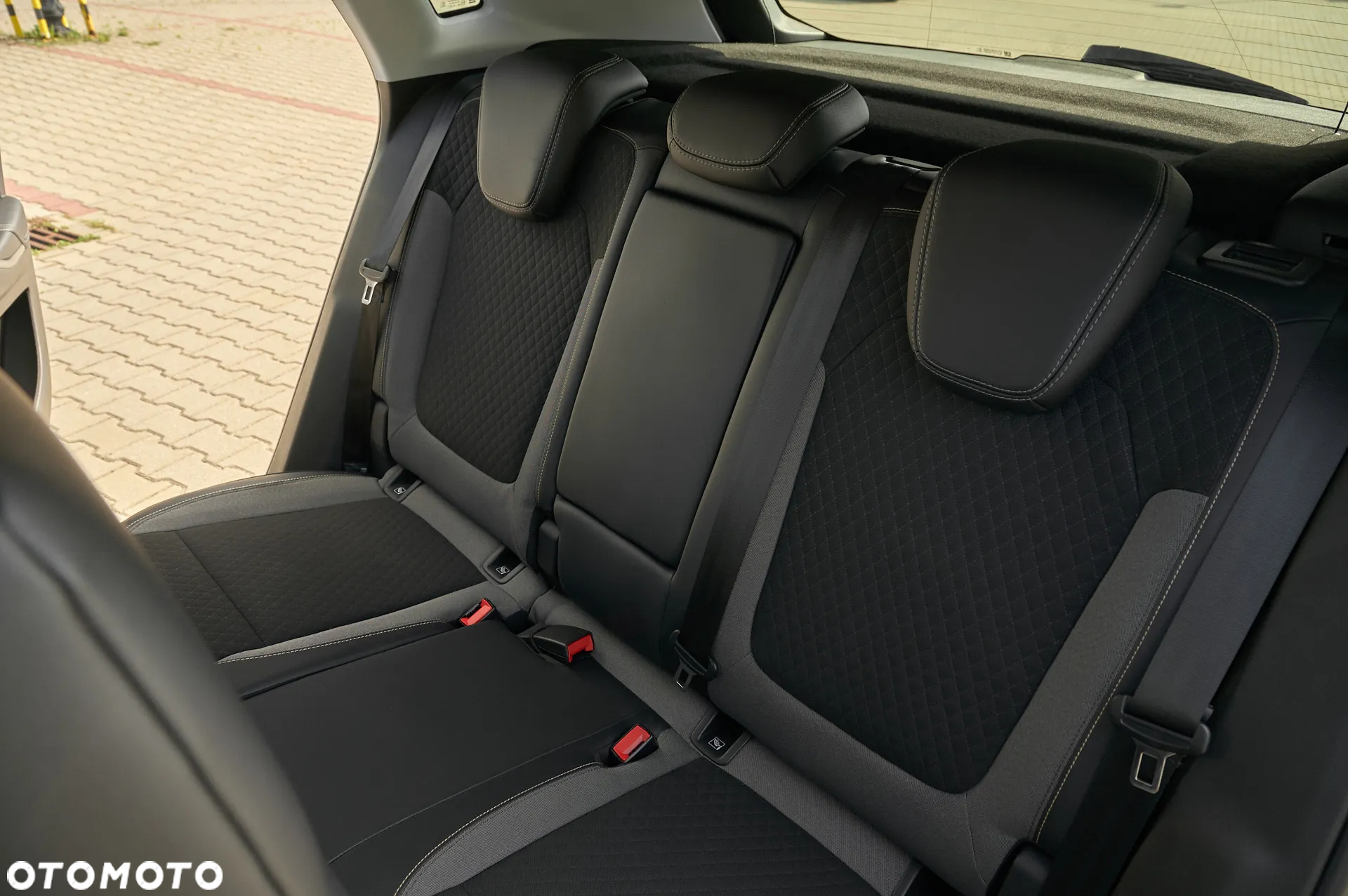 Opel Grandland X 1.2 T Innovation S&S - 25