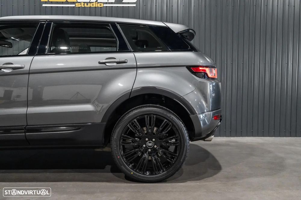 Land Rover Range Rover Evoque - 30