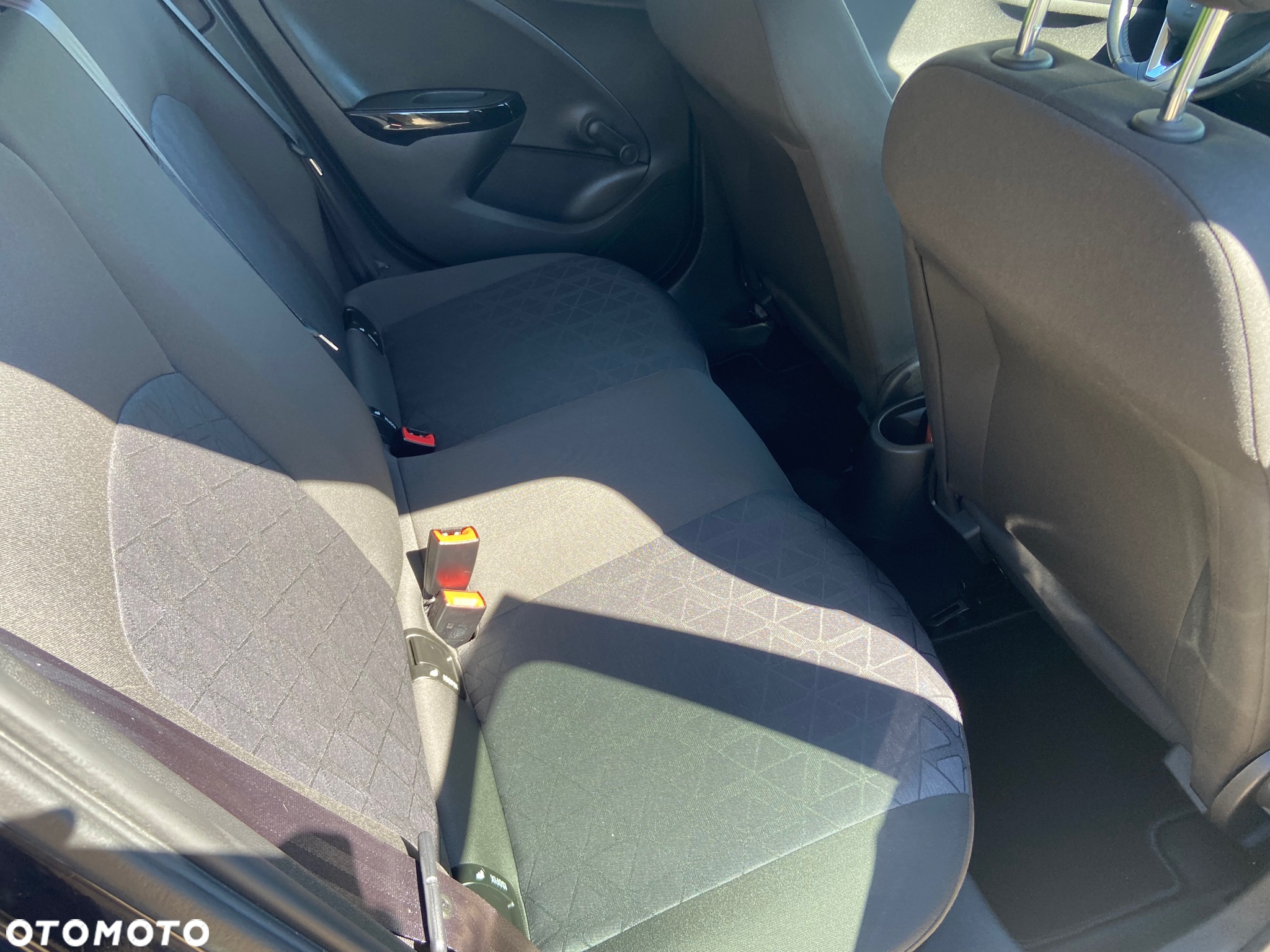 Opel Corsa 1.4 120 Jahre - 18