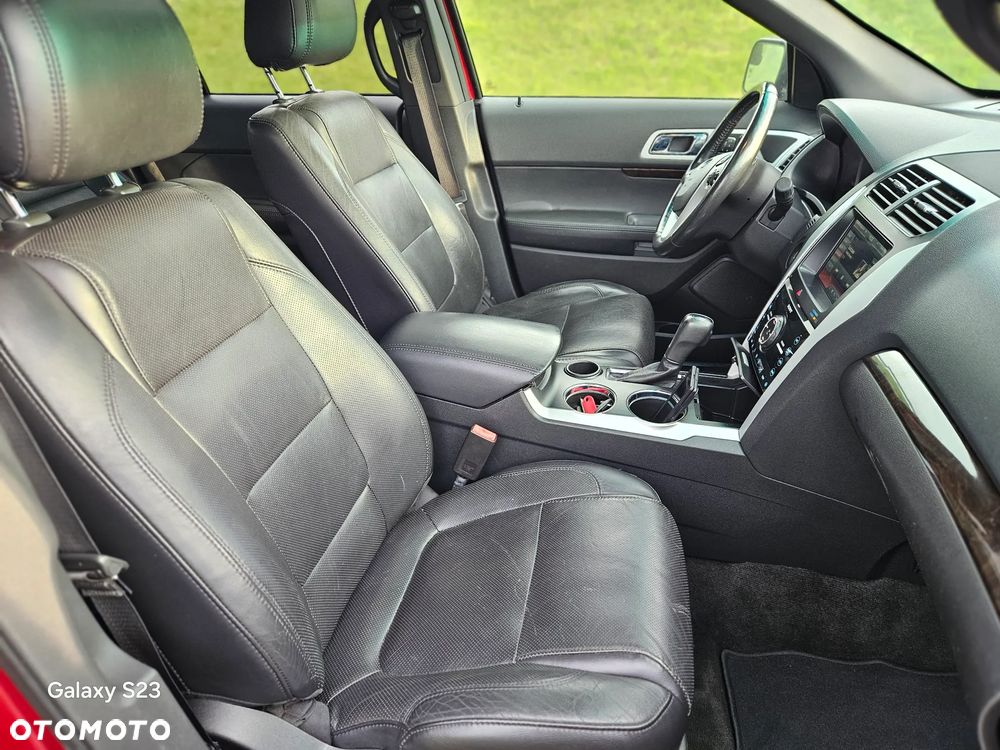 Ford Explorer - 20