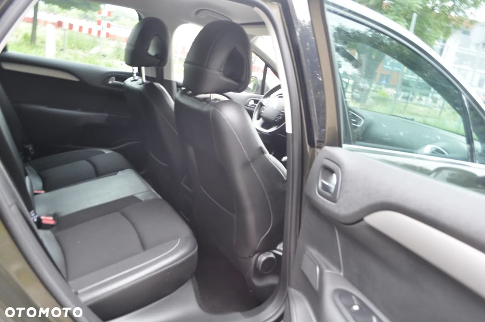 Citroën C4 1.4 VTi Vitamin - 12