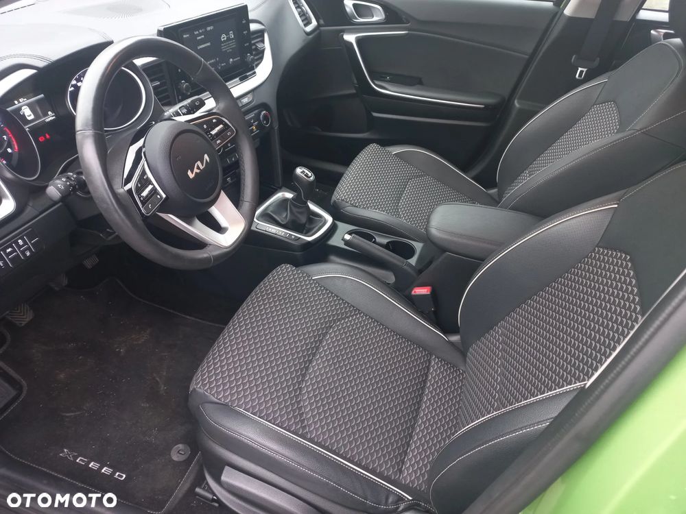 Kia XCeed - 9