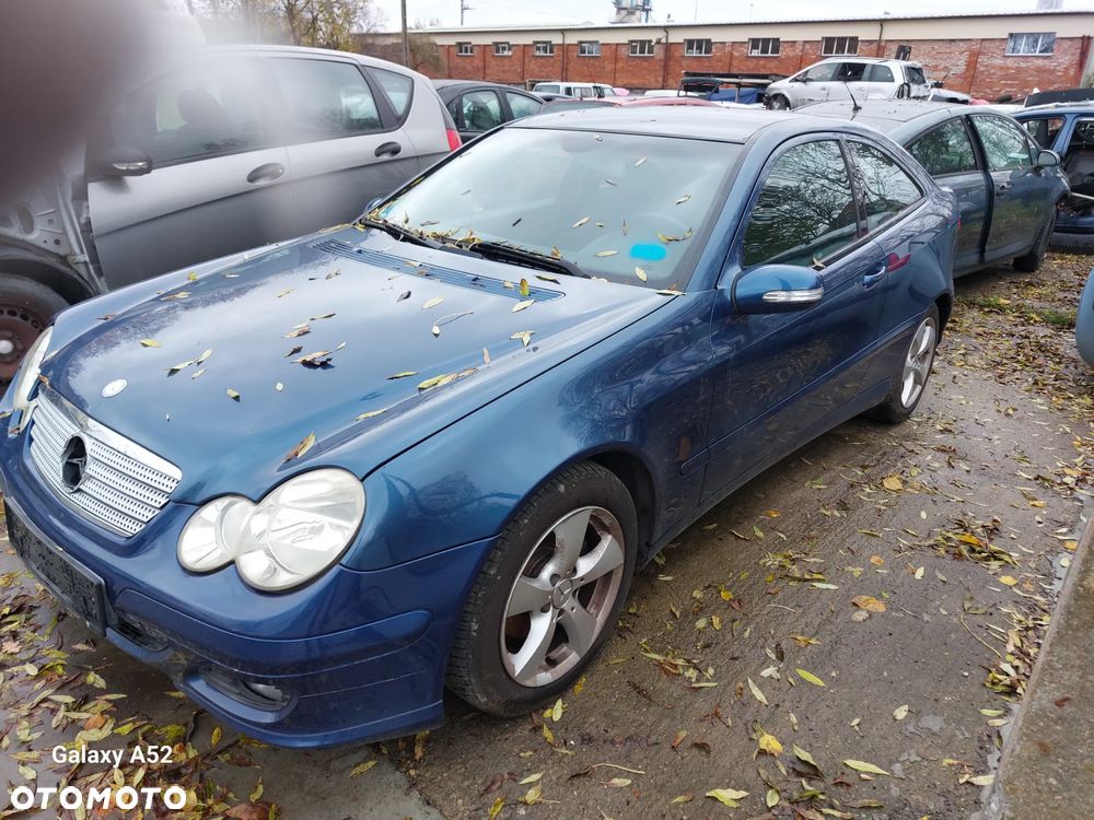 Zderzak MERCEDES W 203 KOMPRESOR 1,8B 05R. maska,lampy,drzwi,klapa....... - 2