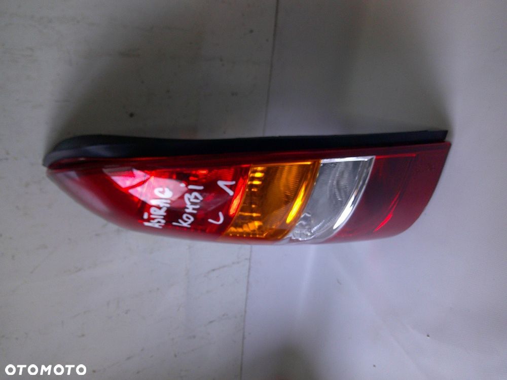 opel astra ii g kombi lampa tył lewa tylna - 7