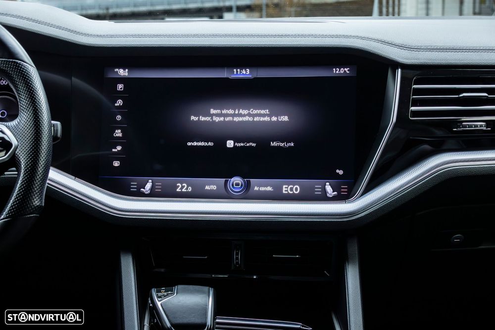 VW Touareg 3.0 TDI V6 R-Line - 33