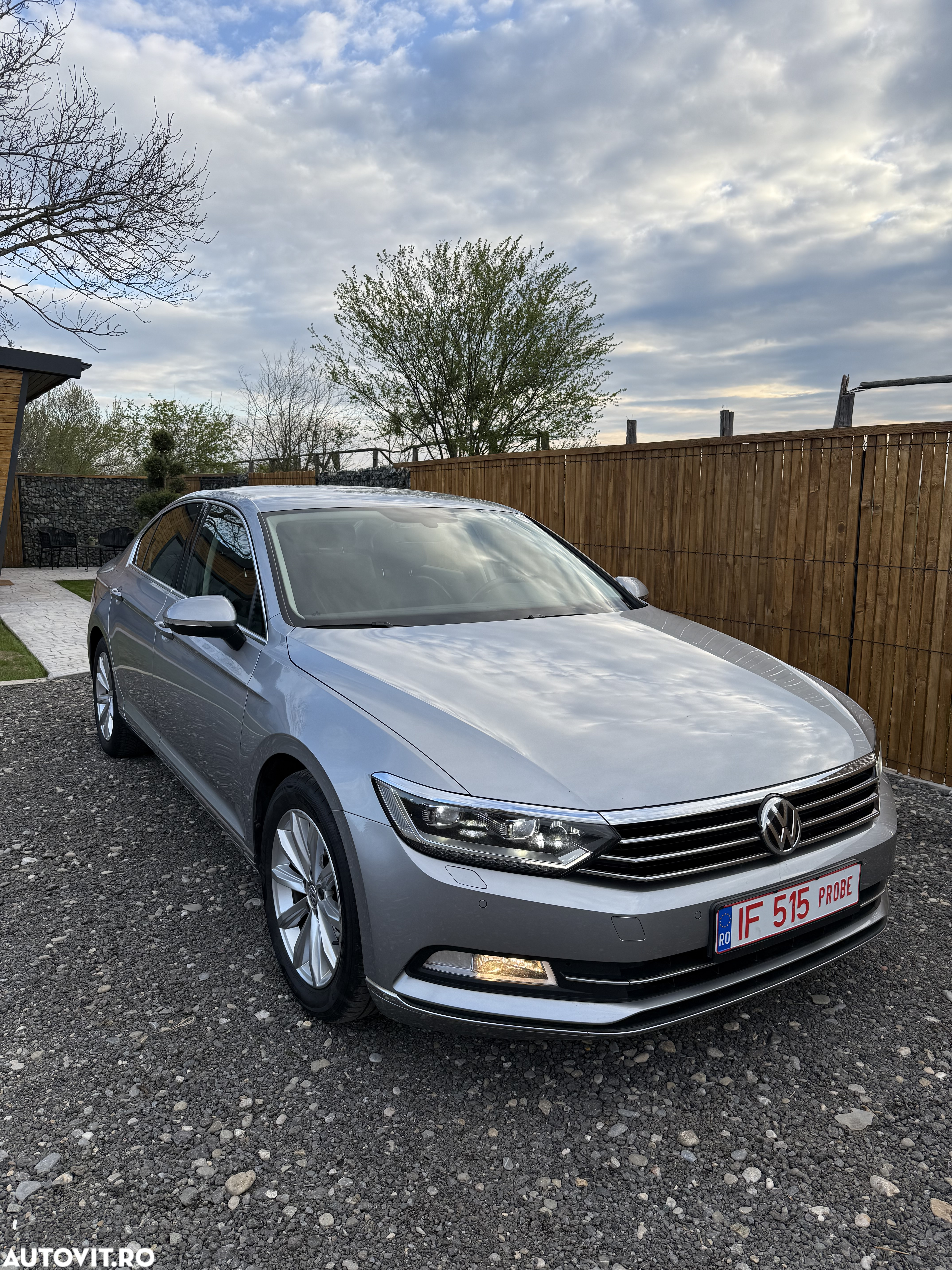 Volkswagen Passat 1.6 TDI DSG Comfortline - 14