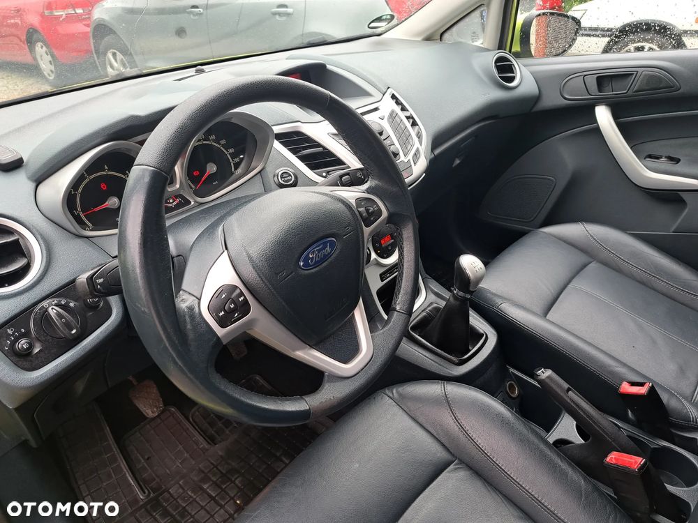 Ford Fiesta 1.6 Titanium - 6