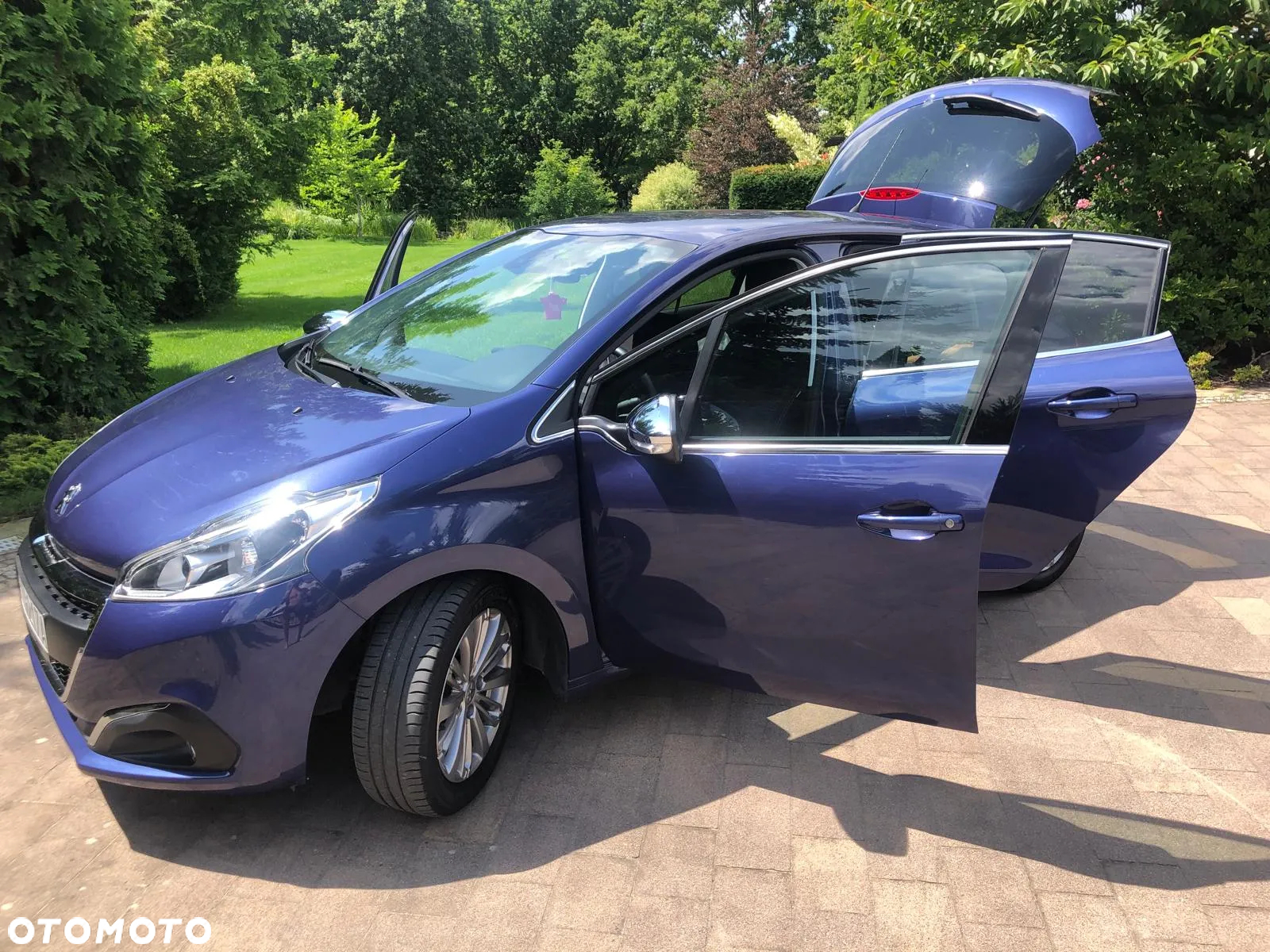 Peugeot 208 - 9