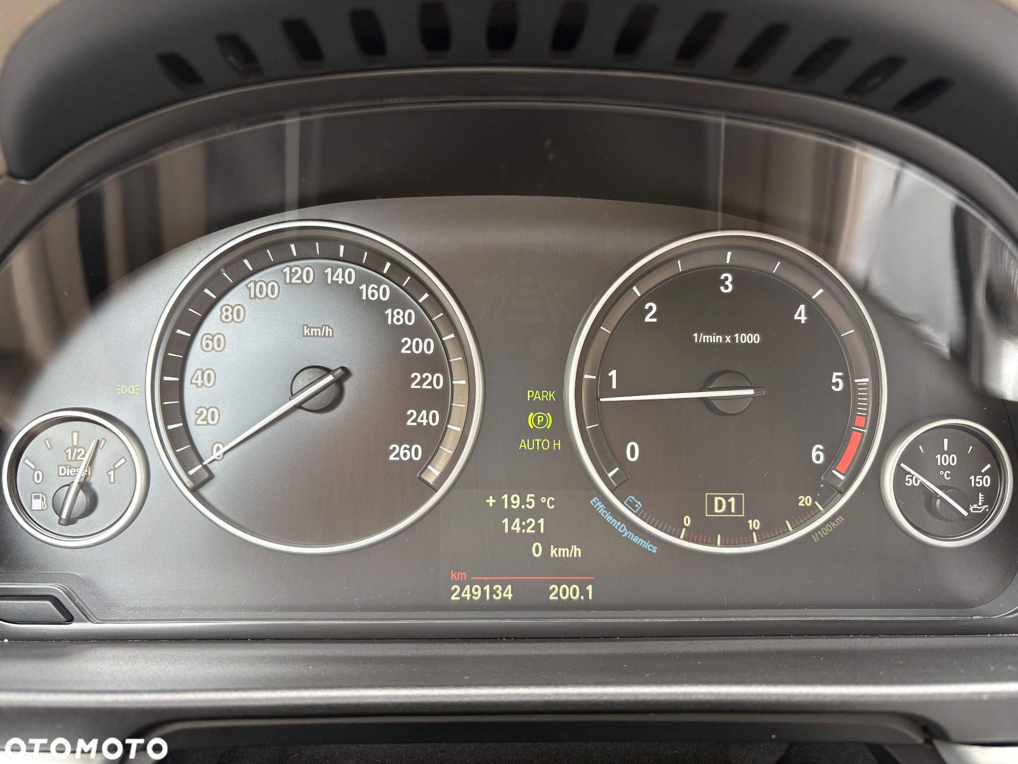 BMW Seria 5 520d xDrive Modern Line - 14