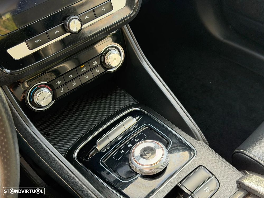 MG ZS Maximal Luxury - 9