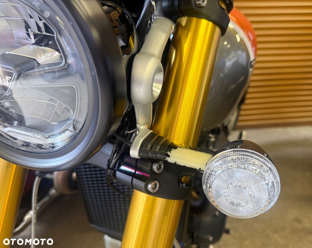 Triumph Scrambler - 6