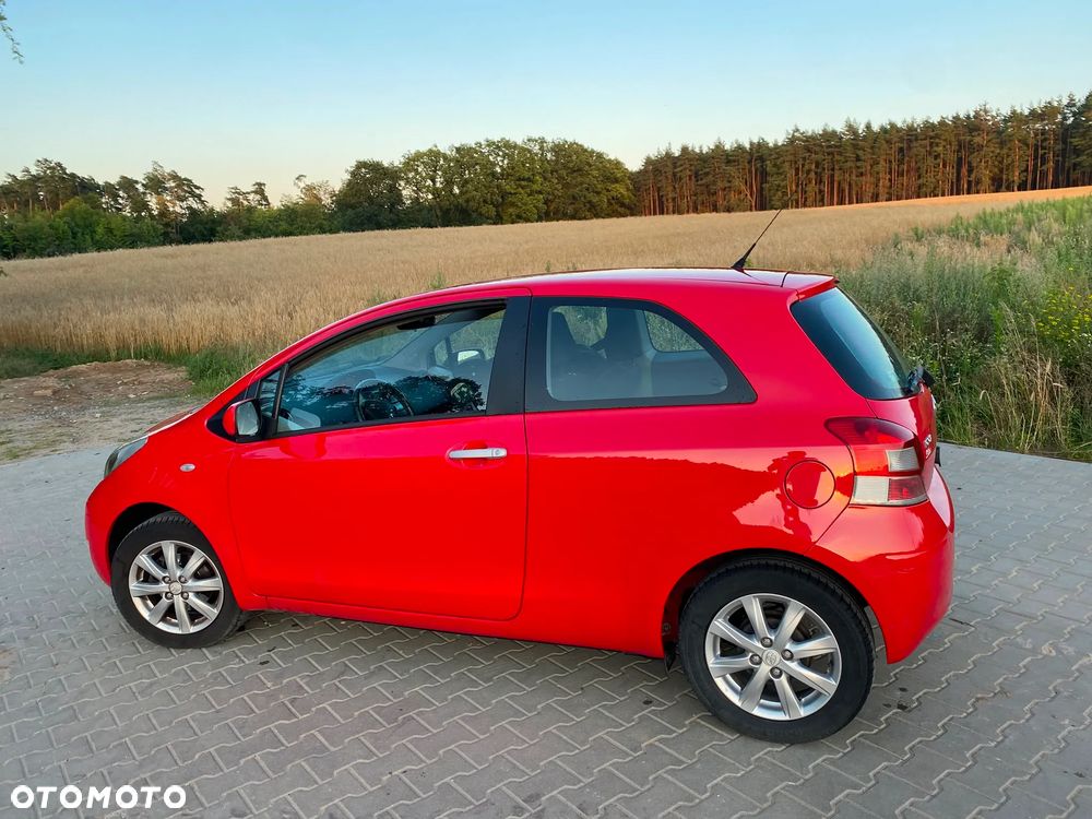 Toyota Yaris 1.33 2010 - 2