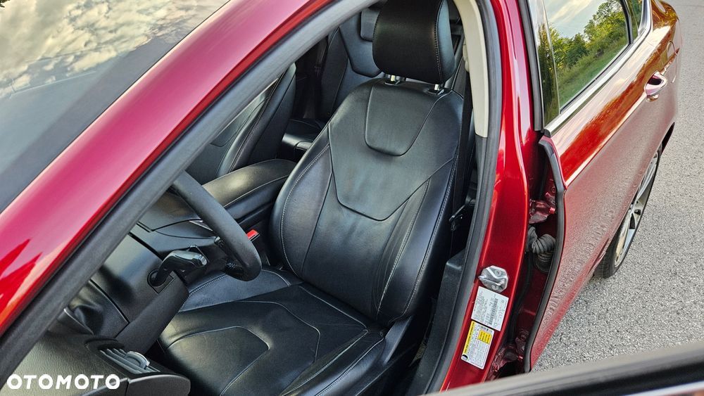 Ford Fusion - 17