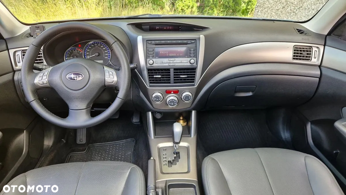 Subaru Forester 2.5 X Premium - 6