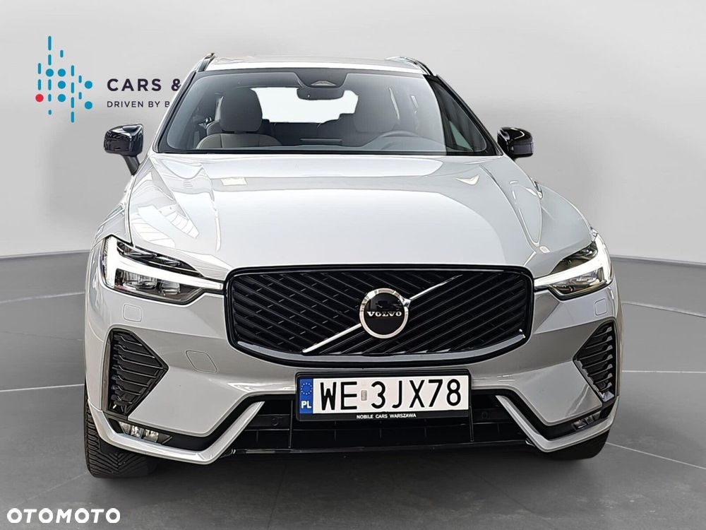 Volvo XC 60 B5 B AWD Plus Dark - 3