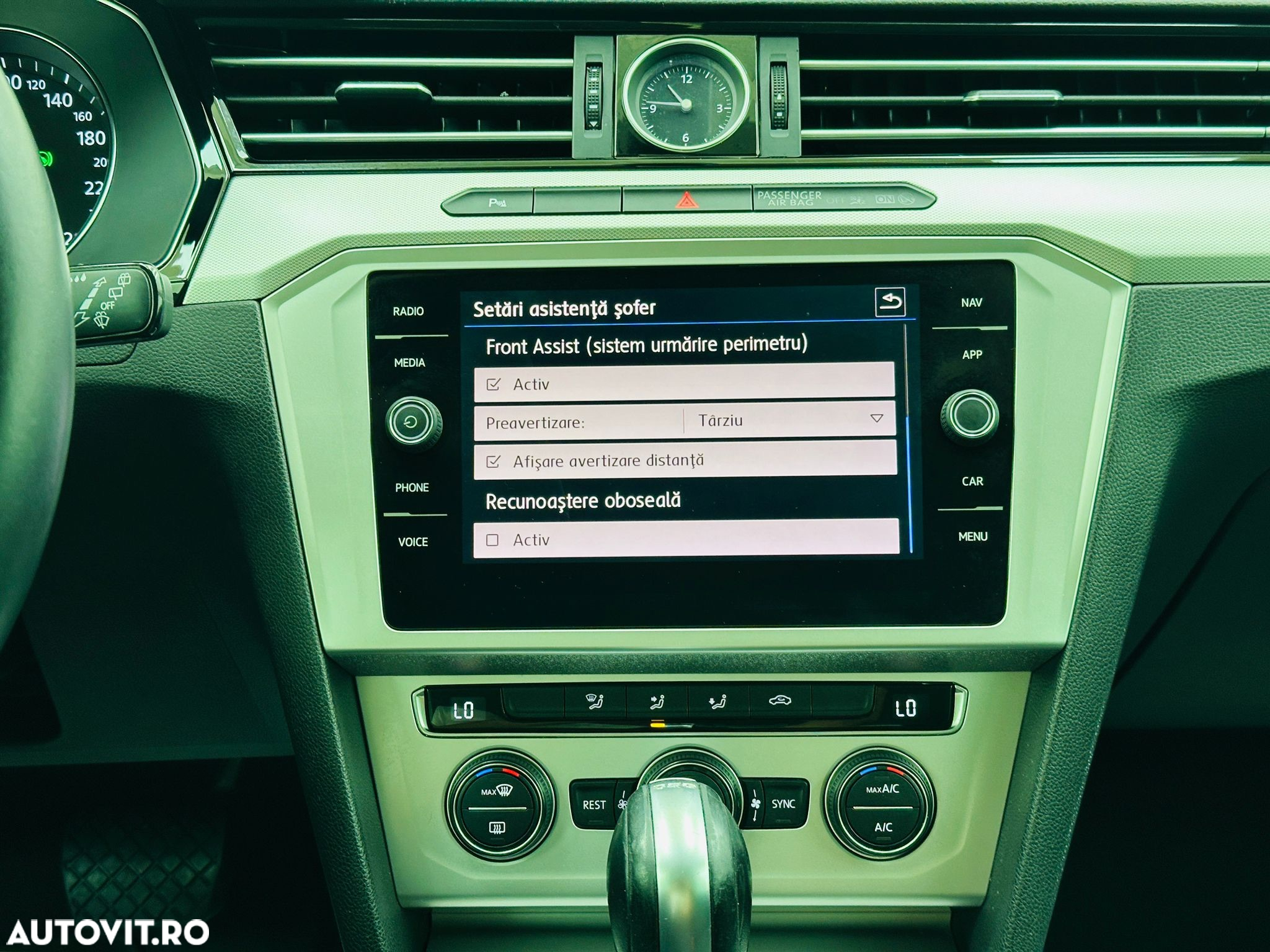Volkswagen Passat Variant 1.6 TDI SCR DSG - 27
