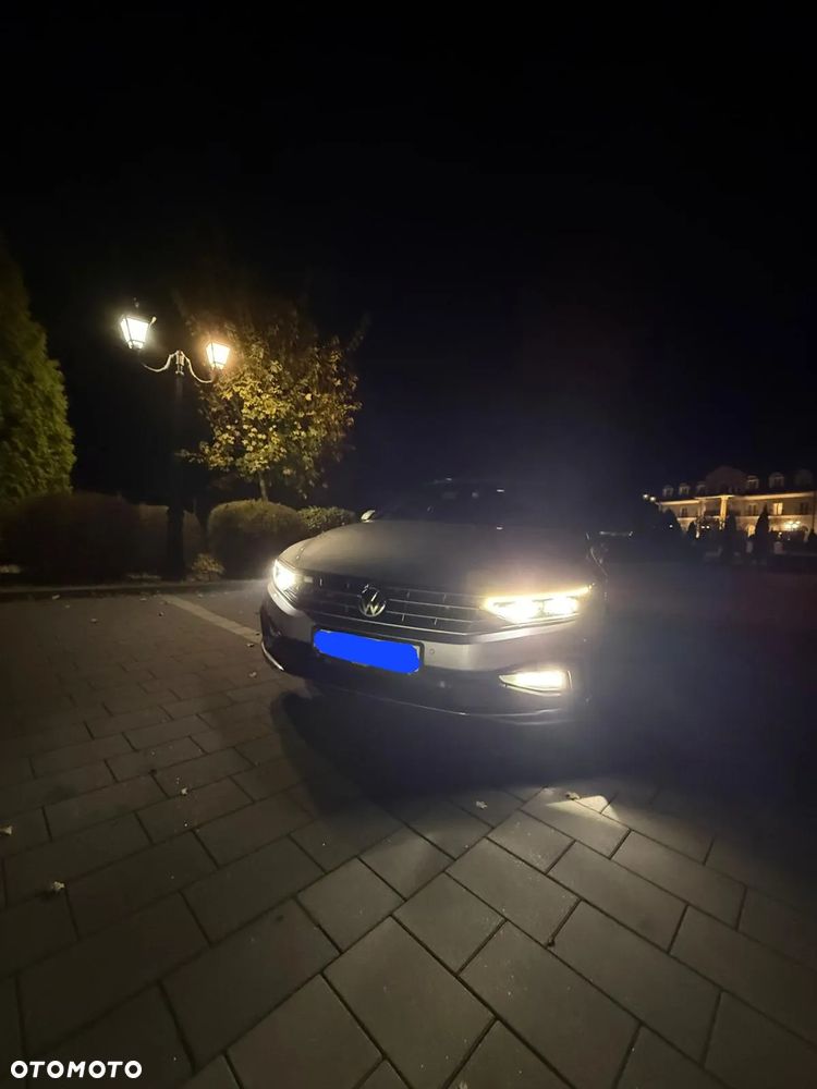 Volkswagen Passat 2.0 TDI 4Mot Elegance DSG - 4