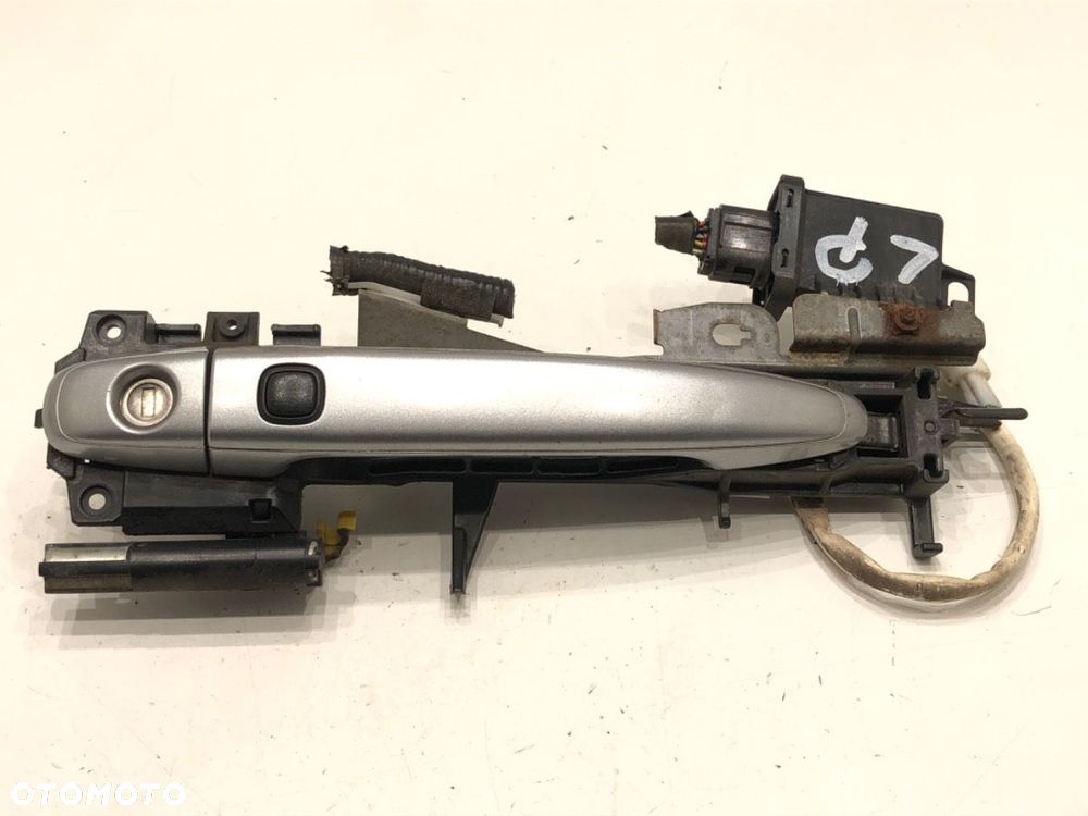 KLAMKA ZEWNĘTRZNA LEWY PRZÓD  SUBARU OUTBACK (BR) 2009 - 2022 3.6 R AWD (BRF) 191 kW [260 KM] - 1