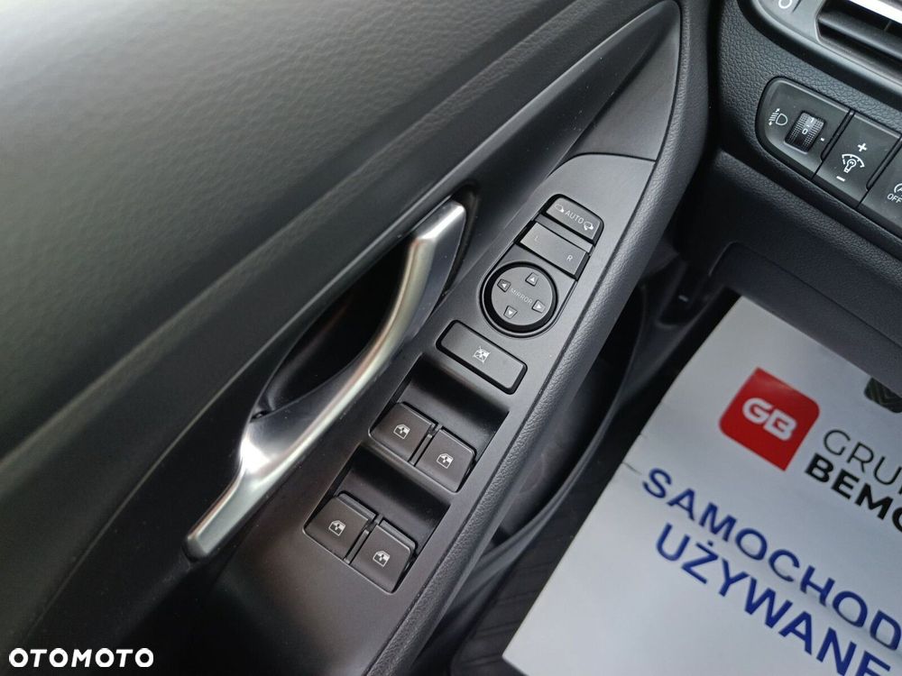 Hyundai i30 1.5 T-GDI 48V Smart - 30