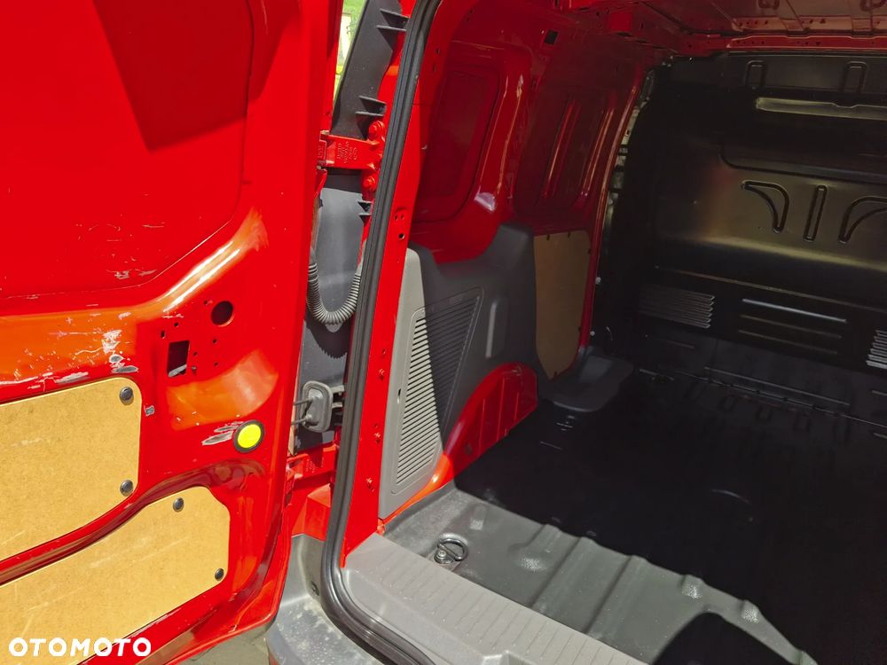 Ford TRANSIT CONNECT TREND - 14