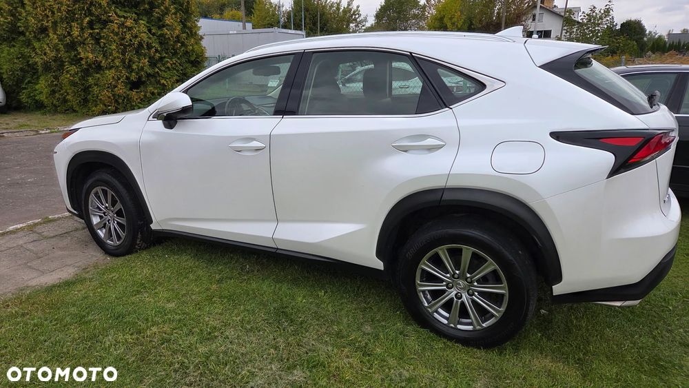 Lexus NX 200t Elite AWD - 6