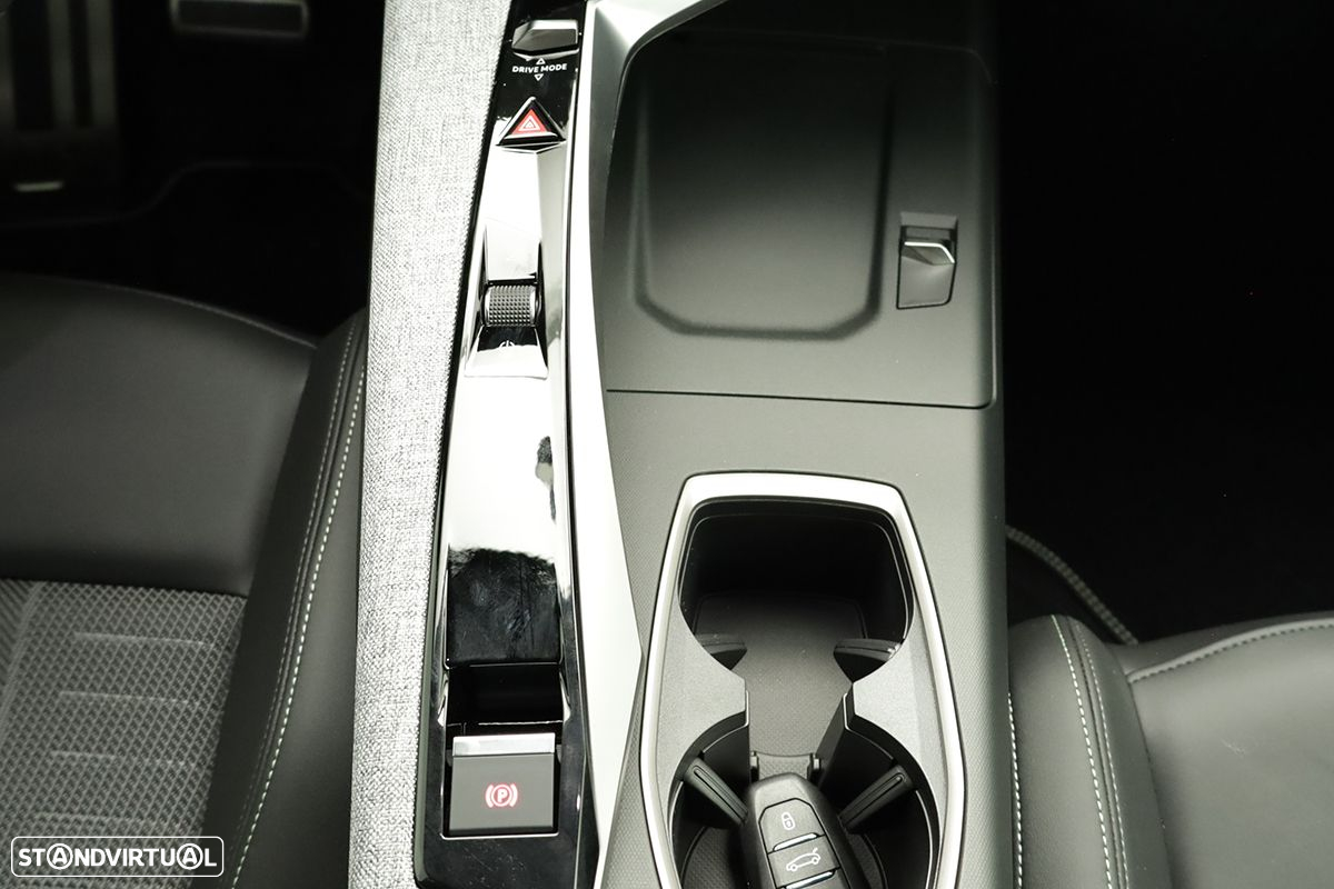 Peugeot 5008 1.2 Hybrid GT e-DCS6 - 13