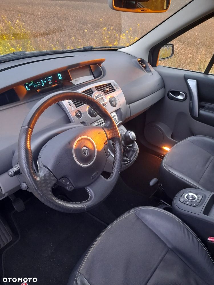 Renault Scenic 2.0 16V Emotion Plus - 20