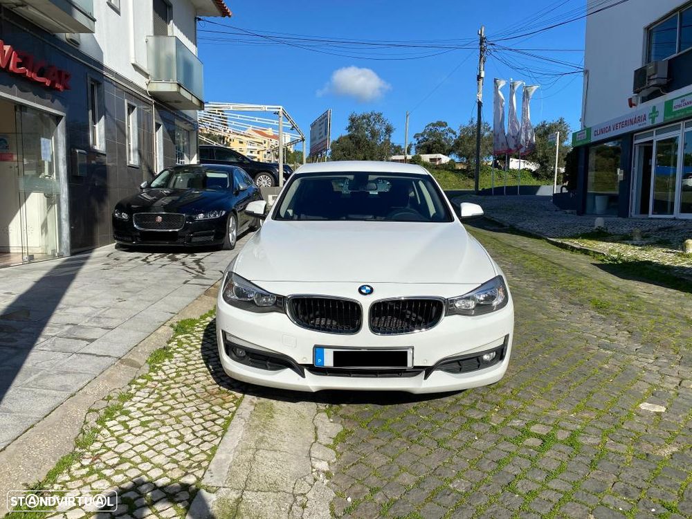 BMW 320 Gran Turismo d xDrive Sport-Aut. - 2