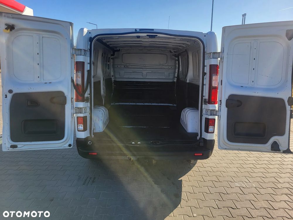 Opel Vivaro - 35