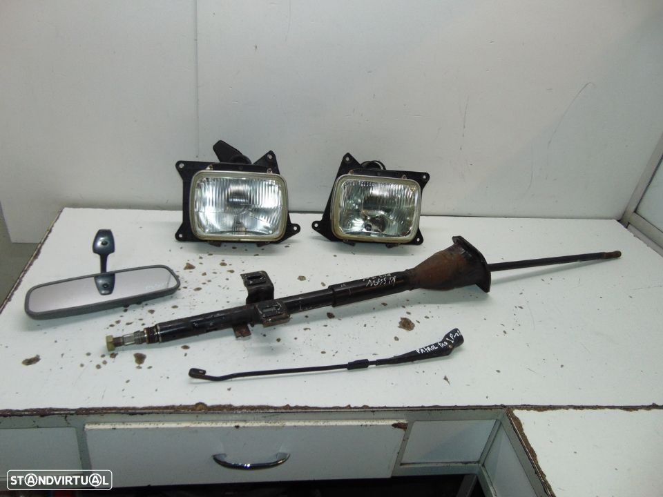 Nissan patrol 260 faróis e + peças - 1