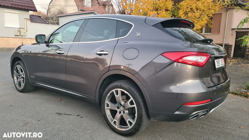 Maserati Levante Diesel Q4 GranLusso - 3
