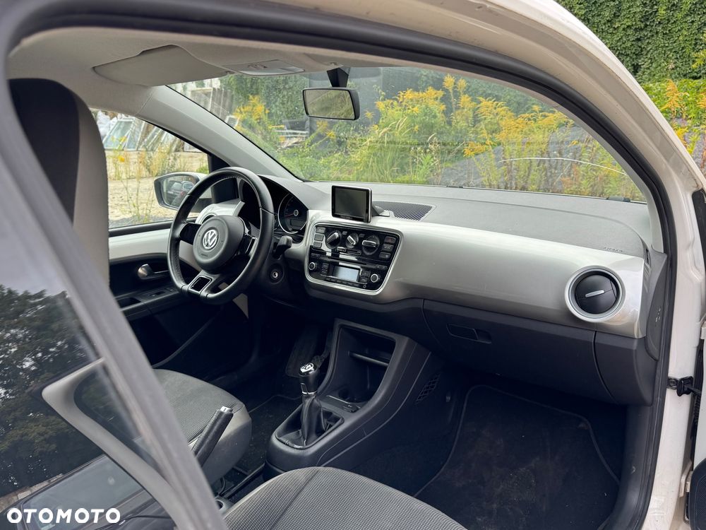 Volkswagen up! Eco (BlueMotion Technology) move - 7
