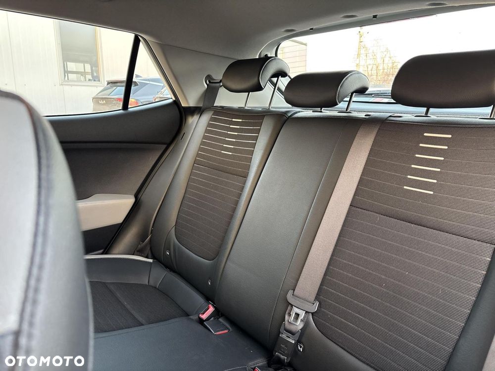 Kia Stonic 1.0 T-GDI L - 16