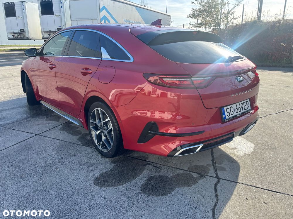 Kia ProCeed 1.4 T-GDI OPF GT LINE - 10
