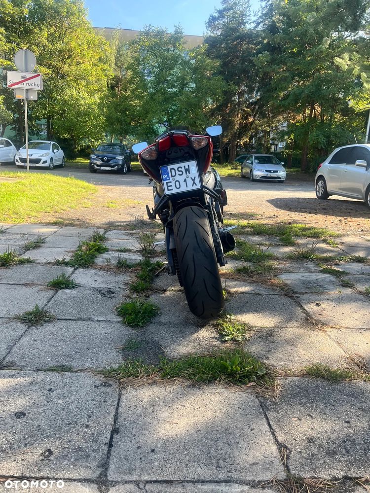 Suzuki GSX-R - 4