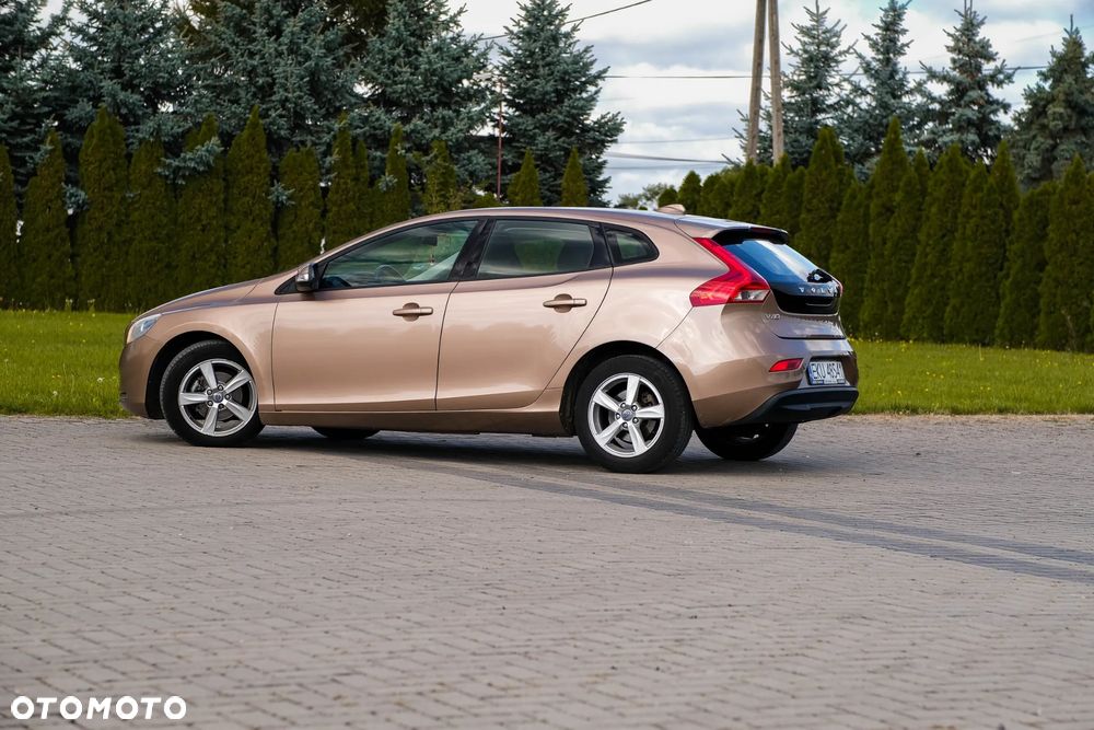 Volvo V40 D2 Kinetic - 5