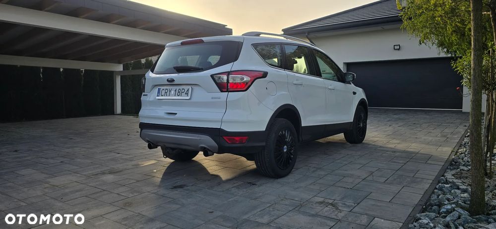 Ford Kuga - 8