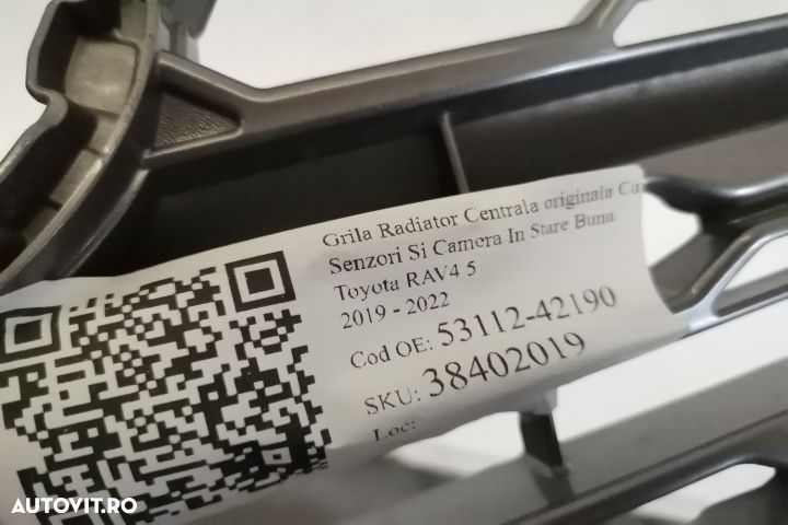 Grila Radiator Centrala originala Cu Senzori Si Camera In Stare Buna T - 4