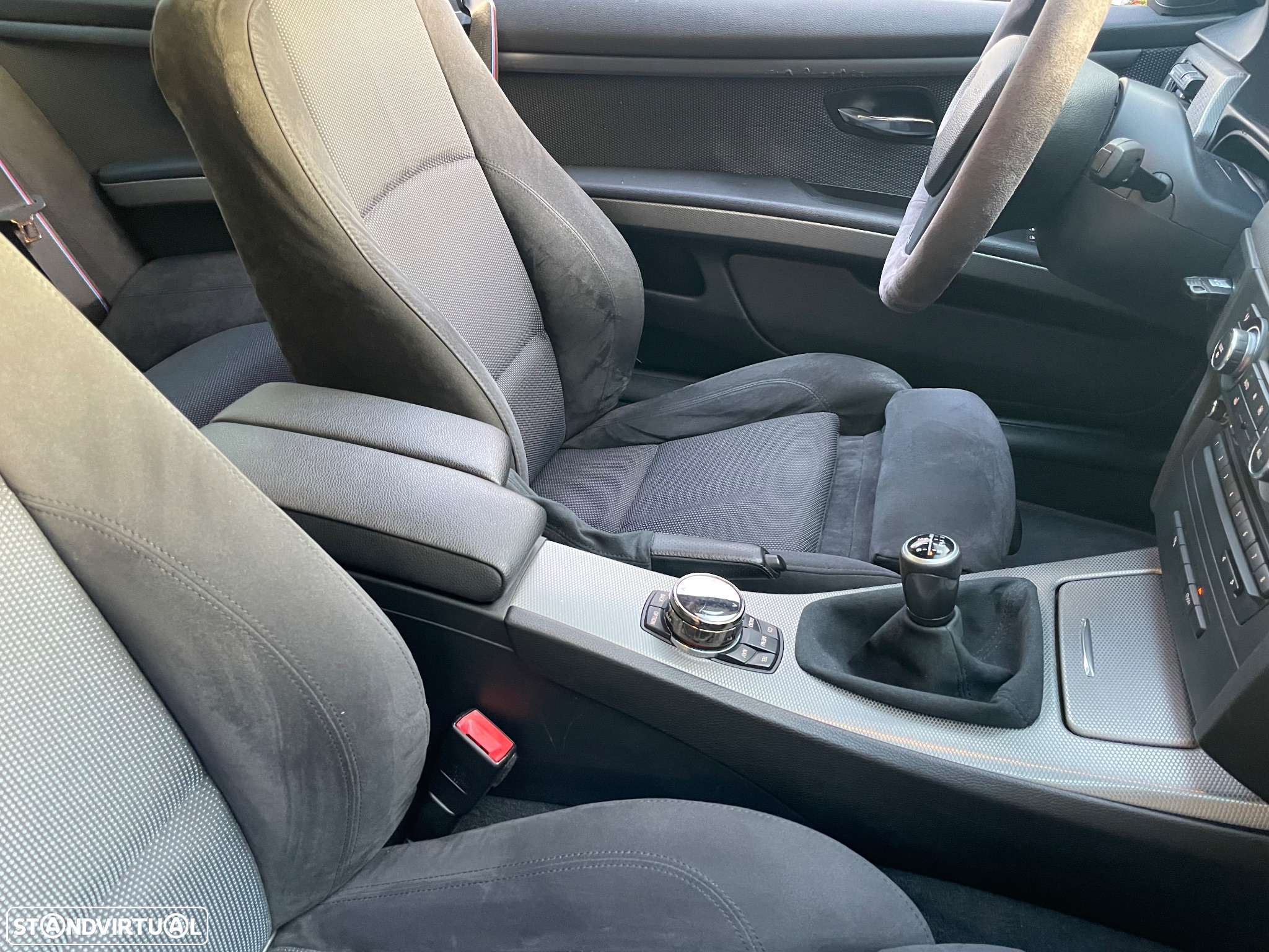 BMW 320 d Coupe Edição M - 28