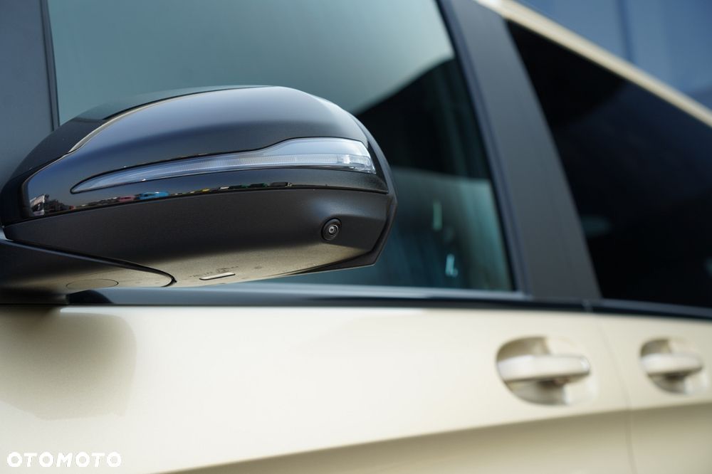 Mercedes-Benz Klasa V 300 d 4-Matic 9G-Tronic Exclusive (ekstra d³) - 14