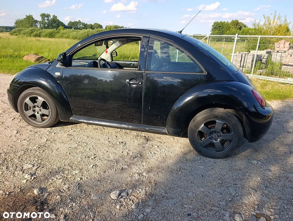 Volkswagen New Beetle 2.0 - 8