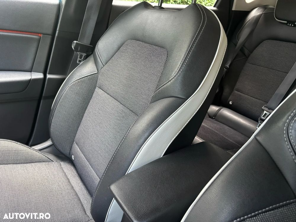 Renault Captur - 29