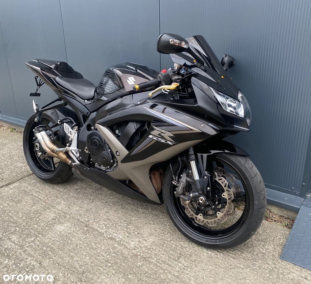 Suzuki GSX-R - 2